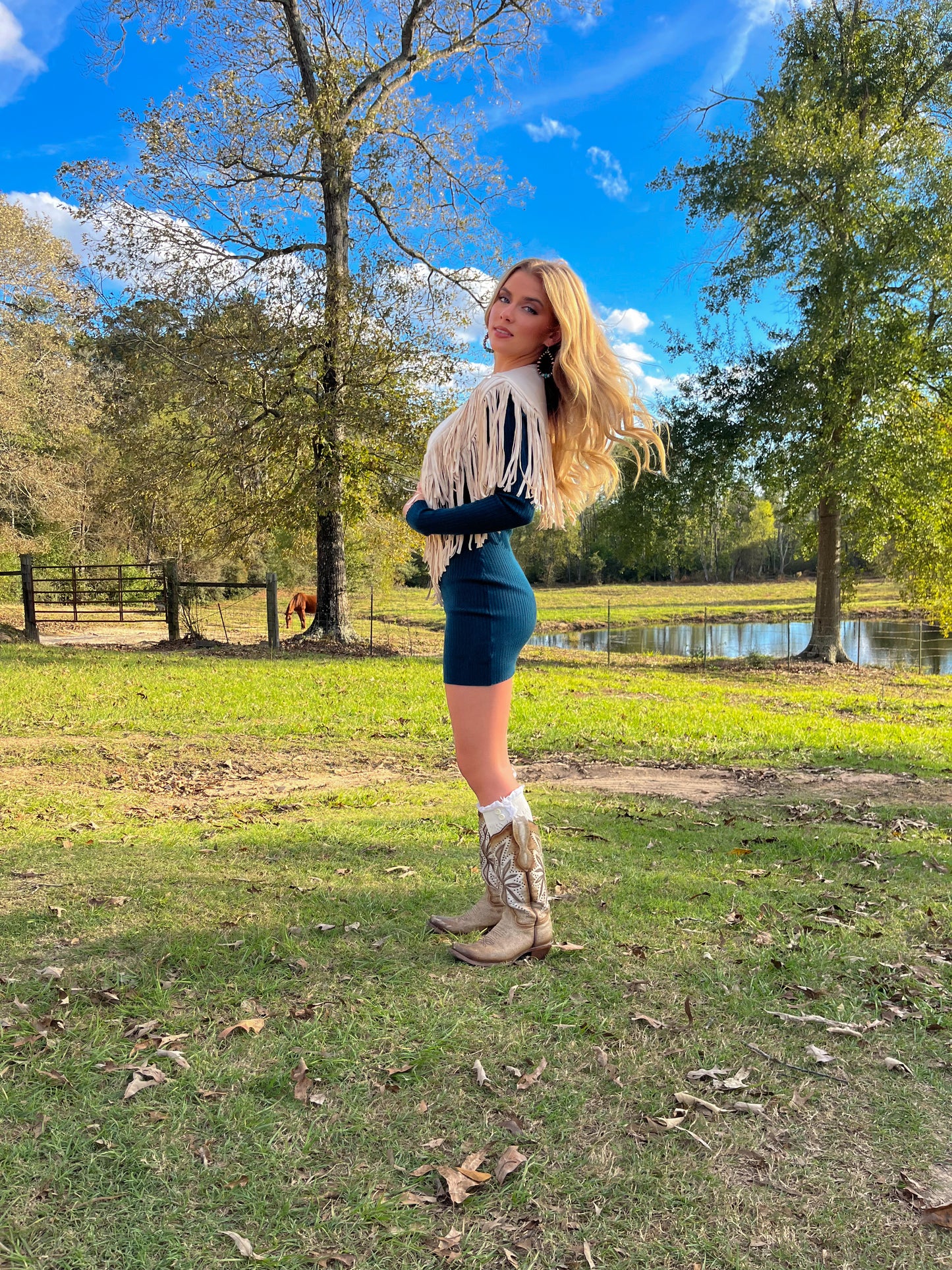 Country’s Cool Again Suede Collar