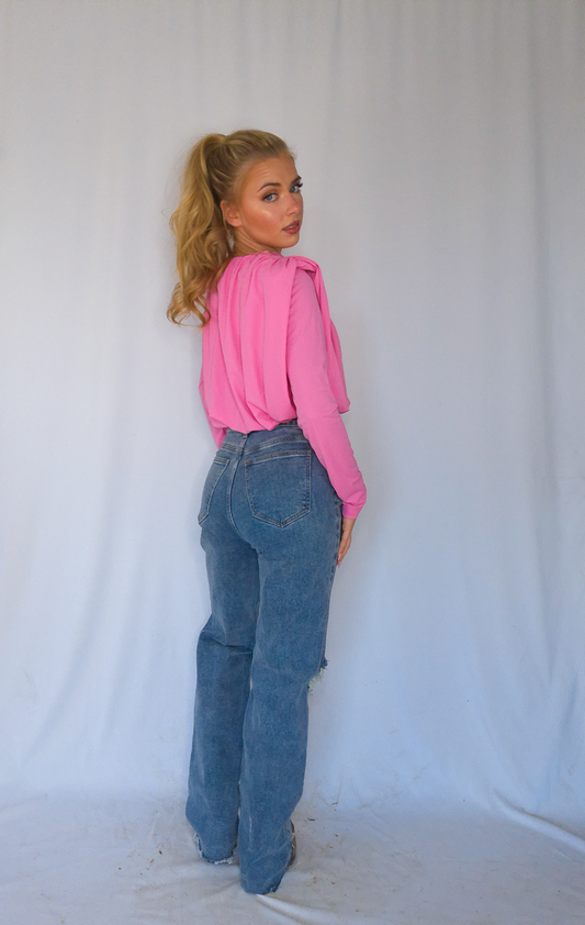 Showstopper Straight Leg Jeans